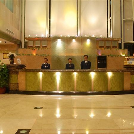 שנג'ן Royalty Hotel מראה חיצוני תמונה